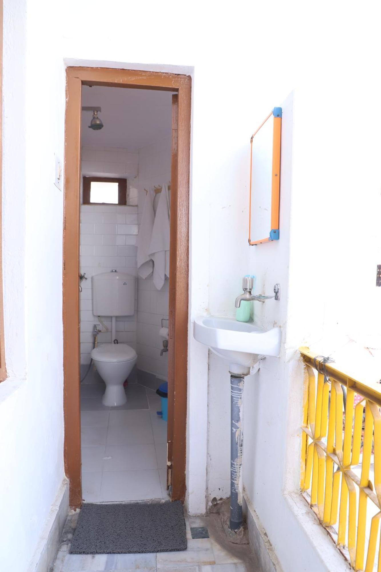 The Brahma Space Pushkar Kamer foto