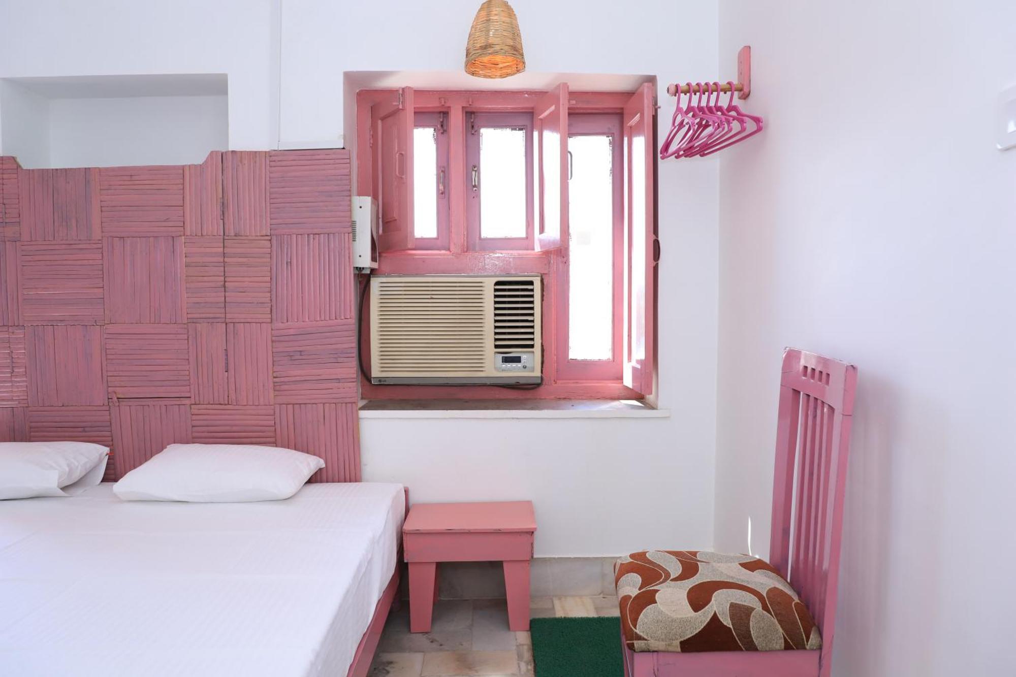 The Brahma Space Pushkar Kamer foto